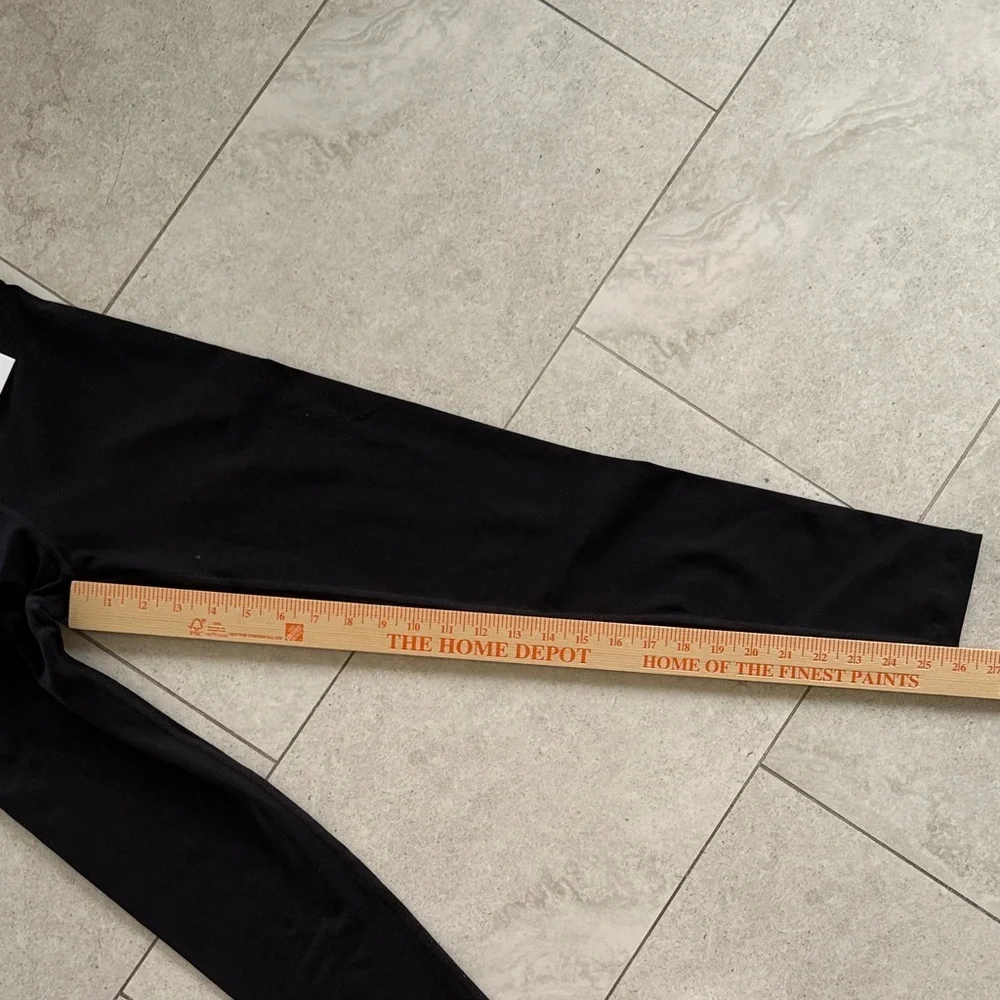 925fit Eva Leggings w/Lace Accent sz S adult black NWT